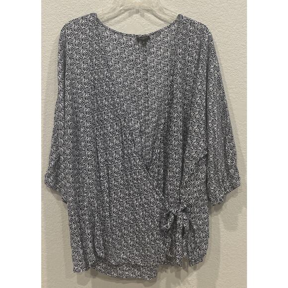 Talbots Plus Navy and White Wrap Blouse with 3/4 Sleeves Size 3X - Picture 1 of 2